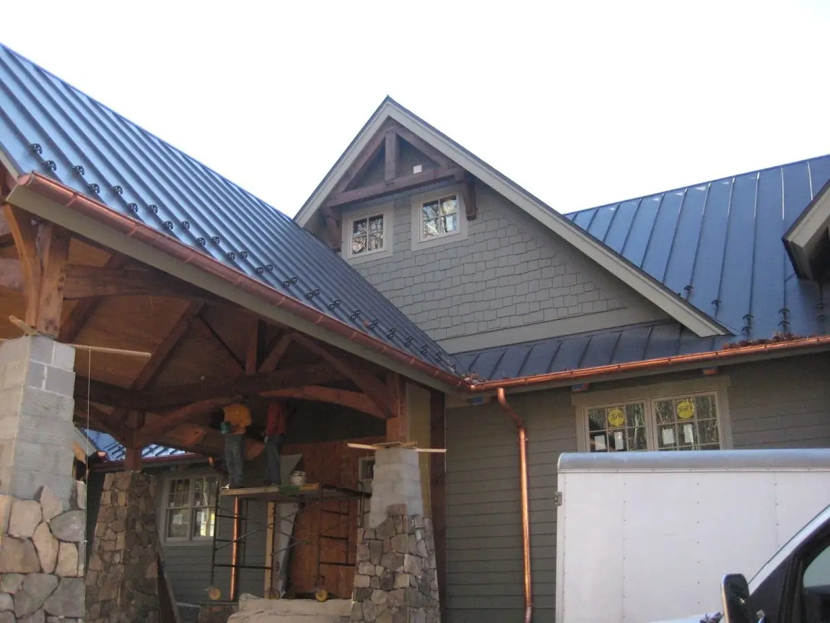 Craftsman Roofing team delivering quality roofing work in Lake Dallas